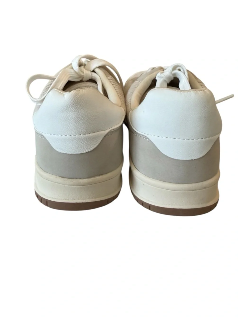 NEW DV by Dolce Vita Poncler Lace Up Sneakers Neutral Cream Casual Shoe Size 9
